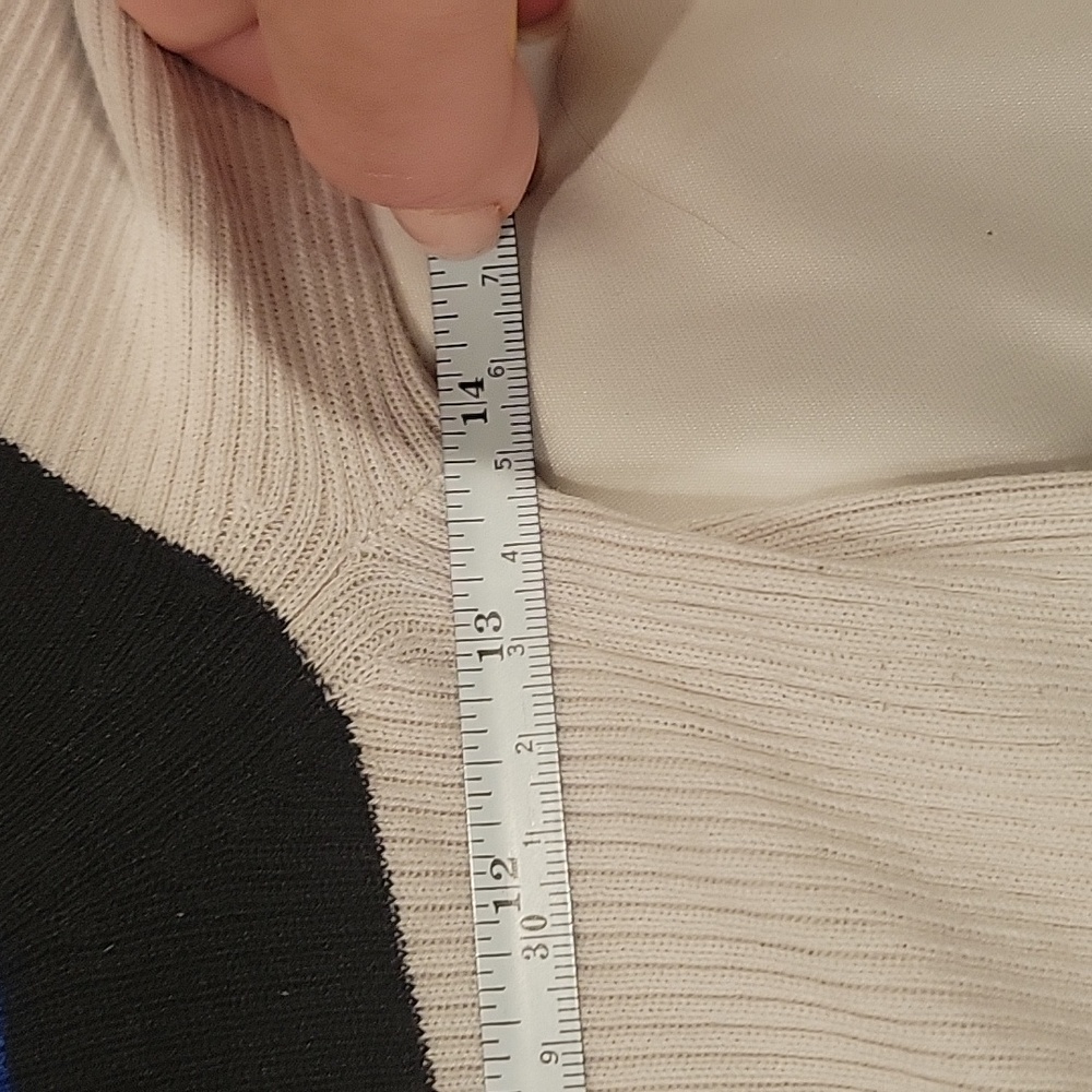 Athleta Brookshire Colorblock Sweater, Size XS - Picture 9 of 9